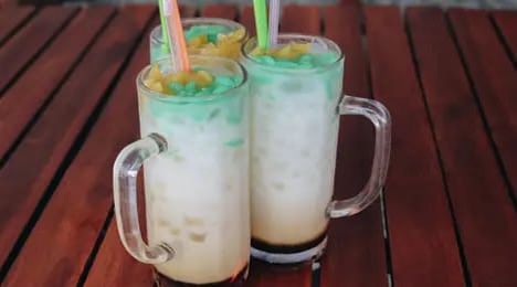 Es dawet siwalan di Lamongan Es dawet siwalan di Lamongan