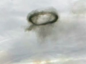 Lingkaran Hitam Misterius di Langit Rusia Bikin Geger