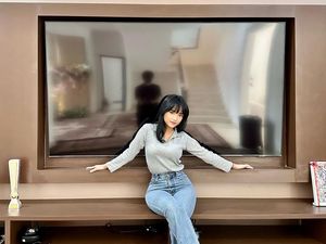 Intip Isi Rumah Mewah Fuji, Ada Kulkas 4 Pintu dari Raffi Ahmad