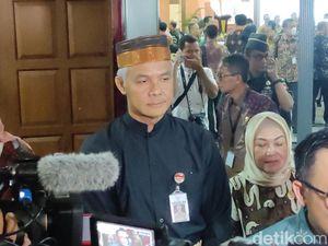 Ganjar Legawa Dihujat Netizen Asal Jangan Anak-Istri