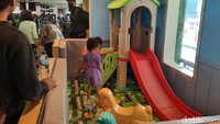 Disediakan pula ruang bermain anak dan ruang laktasi. Foto: Putu Intan/detikcom