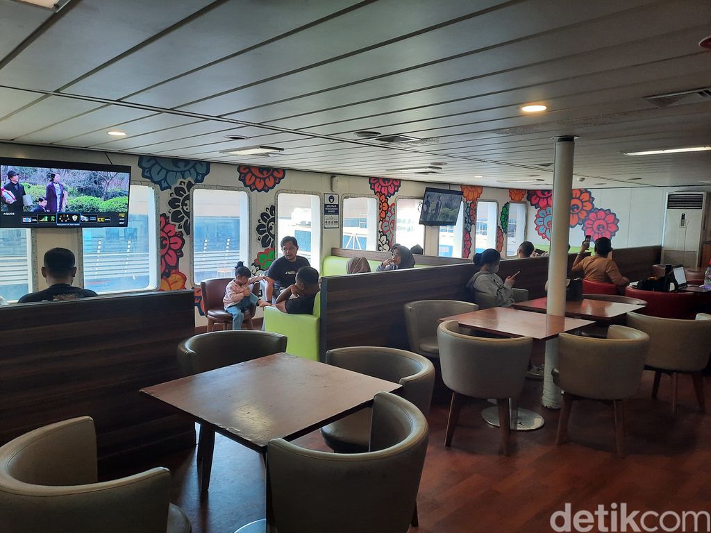 Kapal ekspres Merak-Bakauheni