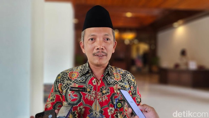 Kepala Kantor Kementerian Agama Kota Solo Hidayat Maskur