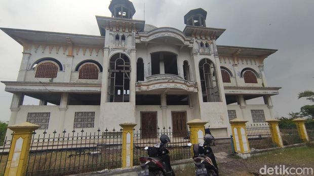 Masjid Baitul Hamdi Sidoarjo