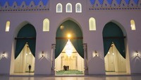 Mesir membuka kembali masjid bersejarah di Kairo lama setelah direnovasi. Masjid ini diberi nama Al-Hakim bi-Amr Allah, yang dinamai berdasarkan Khalifah Fatimiyah keenam.