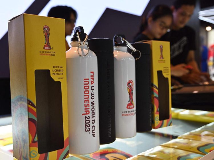 Merchandise Piala Dunia U-20 RI Sudah Jadi Malah Rugi Bandar