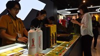 PT Juara Raga Adidaya mengaku sangat terdampak akibat pembatalan gelaran Piala Dunia U-20 di Indonesia. Itu karena, pemegang lisensi merchandise resmi Piala Dunia FIFA U-20 tersebut telah memproduksi 53 jenis merchandise.