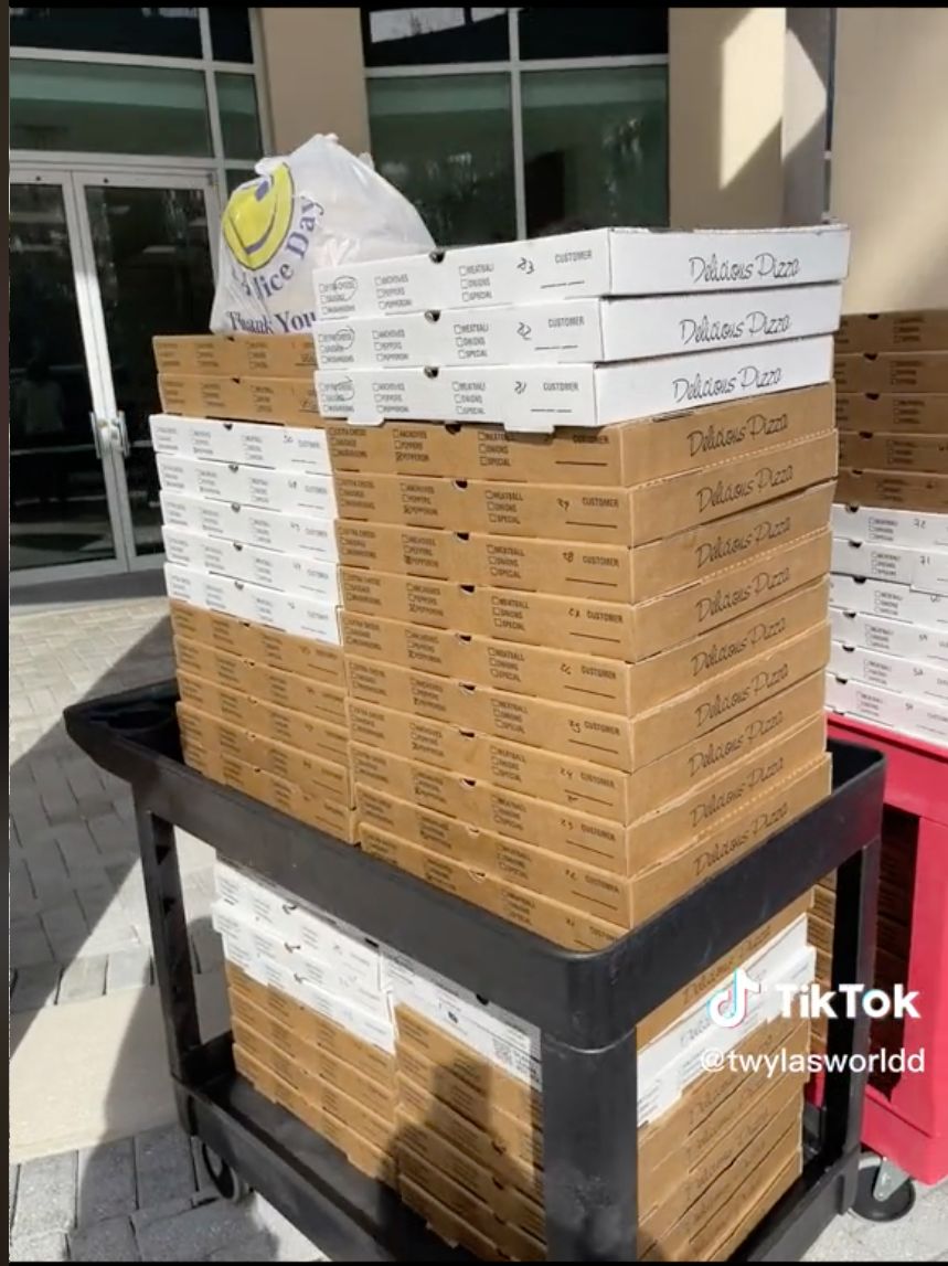 Miris! Pengantar Makanan Ini Hanya Dibayar Rp 37 Ribu Setelah Antar 82 Pizza