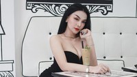 Natalie Wenas buka kafe yang masih satu area dengan usaha salonnya. (Foto: dok Instagram)