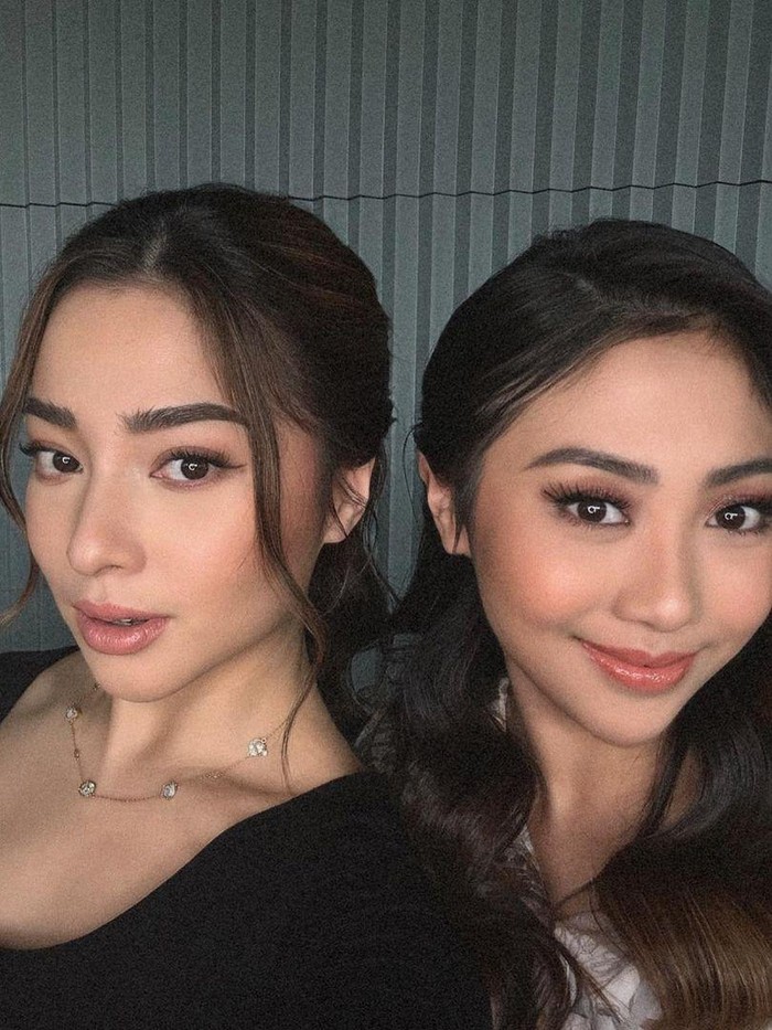 Kebersamaan Nikita Willy dan adiknya.