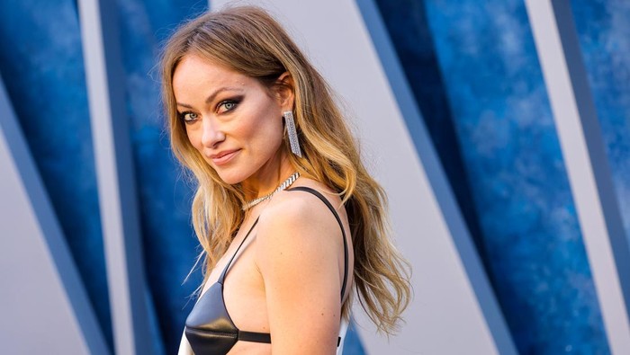 BEVERLY HILLS, CALIFORNIA - MARCH 12: Olivia Wilde attends the 2023 Vanity Fair Oscar Party Hosted By Radhika Jones at Wallis Annenberg Center for the Performing Arts on March 12, 2023 in Beverly Hills, California. (Photo by Amy Sussman/Getty Images)