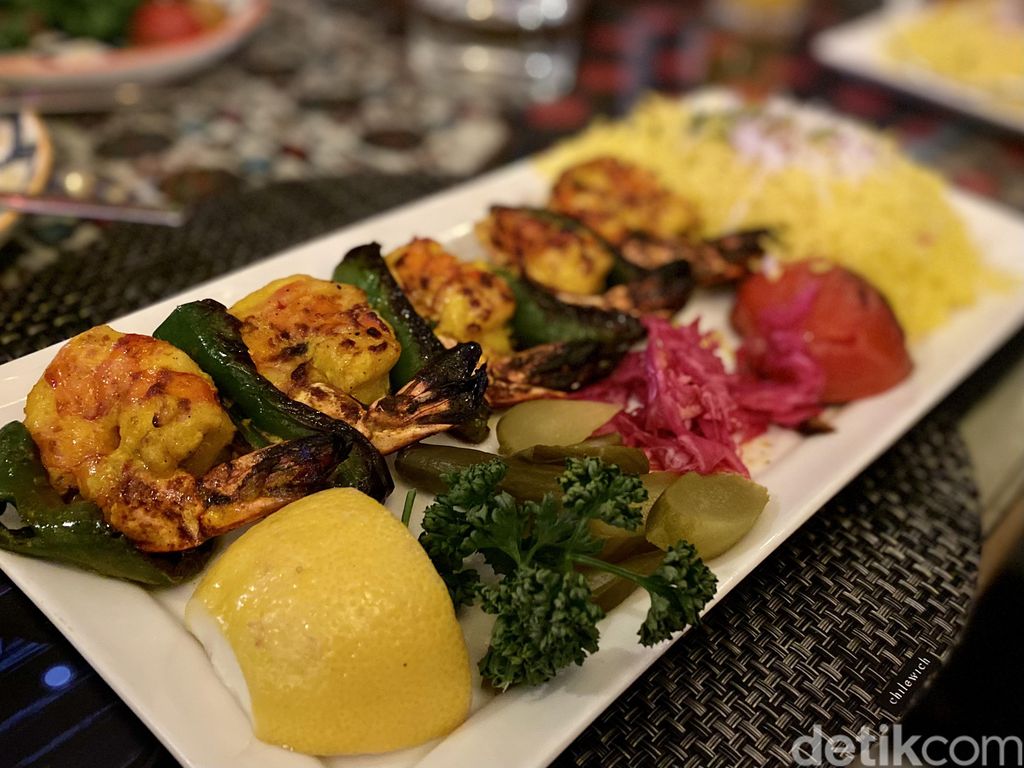 Parisa Restaurant