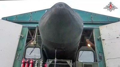 Rusia Pamer Rudal Balistik Antarbenua Saat Latihan Militer, Begini Wujudnya
