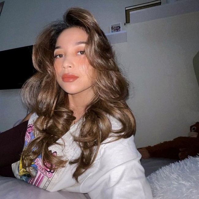 Jika dilihat, wajah dan penampilan Putri memang mirip dengan NIkita Willy. Seperti dalam fotonya yang satu ini, tampak begitu mirip bukan? Foto: Instagram/@anjanyjrw