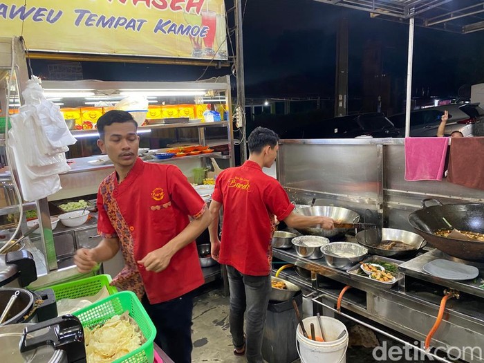 Sayang Dilewatkan, Ini Mie dan Nasi Goreng Bardi khas Aceh yang Lezat Sayang Dilewatkan, Ini Mie dan Nasi Goreng Bardi khas Aceh yang Lezat