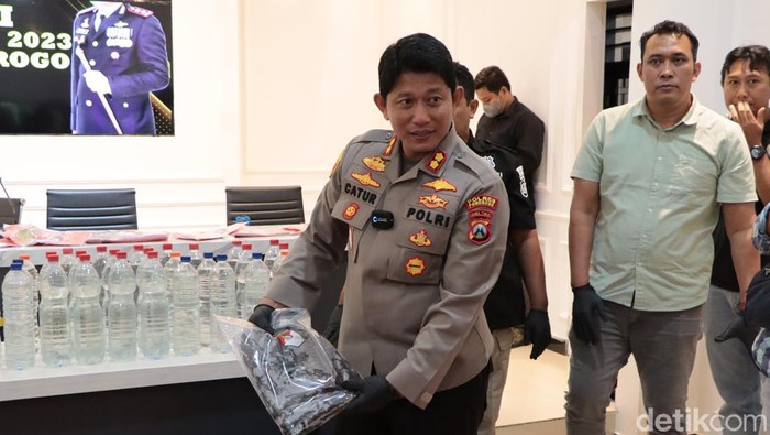 Serbuk petasan yang disita Polres Ponorogo
