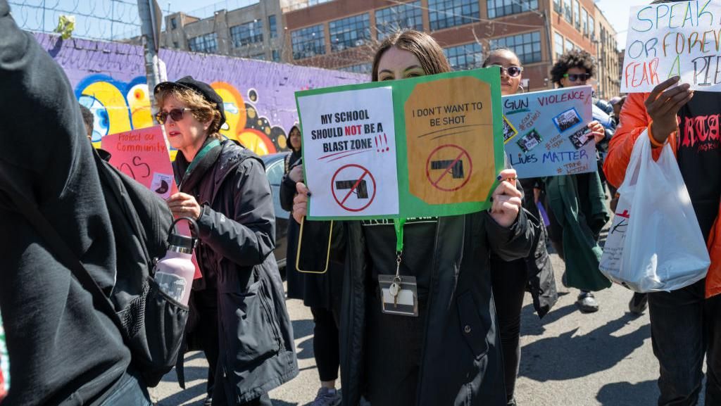Siswa-Guru di Brooklyn Gelar Aksi Lawan Kekerasan Senjata