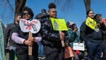 Siswa-Guru di Brooklyn Gelar Aksi Lawan Kekerasan Senjata