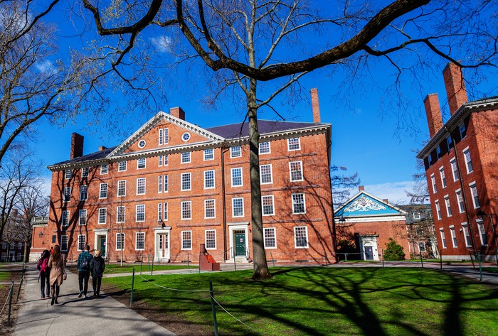 universitas harvard