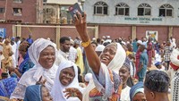 Diposisi ke-10 ada Nigeria dengan total persentase penduduk muslimnya mencapai 98,3 persen. 