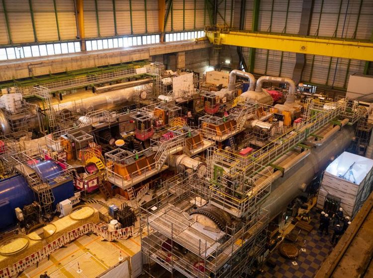 Pernah Lihat Pembangkit Listrik Tenaga Nuklir? Intip Nih Jeroannya