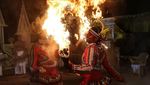 Melihat Atraksi Api Tari Tradisional Gammaduwa di Sri Lanka
