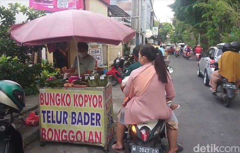 Bongko kopyor khas Gresik