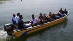 Di Papua Ada Lho Ojek Perahu, Nih Penampakannya