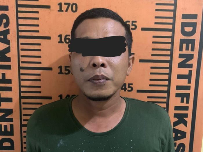 Ibut, peneydia tempat prostitusi di Lamongan saat ditangkap