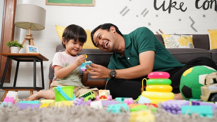 5 Tips Dampingi Anak Puasa Pertama di Bulan Ramadan dari Psikolog
