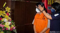 WNA yang berhasil ditangkap yakni berinisial RZ asal Uzbekistan dan MBS asal Maroko.