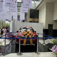 Tono menjelaskan setiap vendor memberikan promo terbaik berupa potongan harga dan ekstra benefit. Selain itu ada grand price untuk pengunjung Indonesia Dream Wedding 2023 yaitu lima smartphone, dua paket honeymoon dan mobil. Foto: Dok. Gresnia/Wolipop.