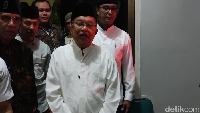 Jusuf Kalla di Masjid UGM, Sleman, DIY, Jumat (31/3/2023).