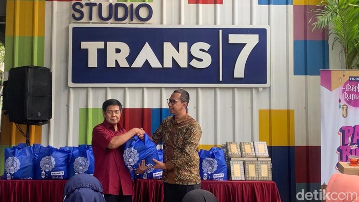 Kegiatan berbagi Trans7