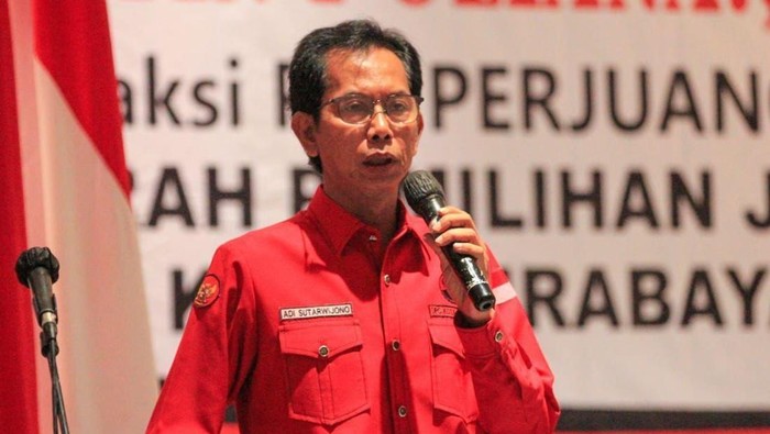 Ketua DPC PDI Perjuangan Kota Surabaya
Adi Sutarwijono