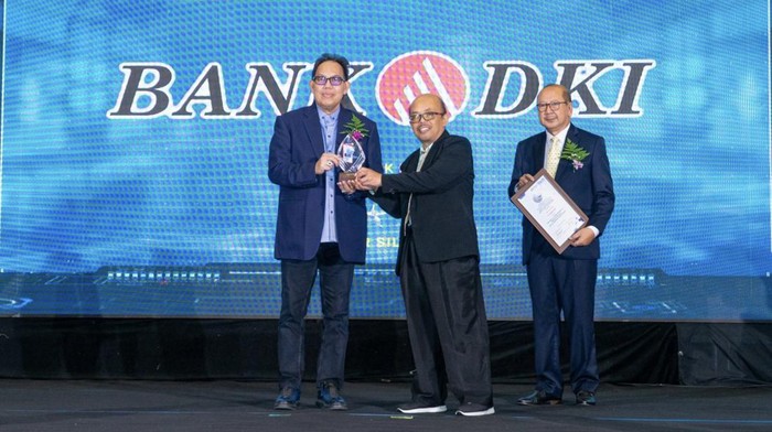 Konsisten Dorong Transformasi Produk dan Layanan Digital Konsisten Dorong Transformasi Produk dan Layanan Digital