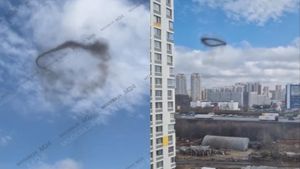Heboh Lingkaran Hitam di Langit Rusia, Begini Penjelasannya