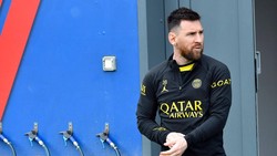 Barcelona Akui Sudah Hubungi Messi