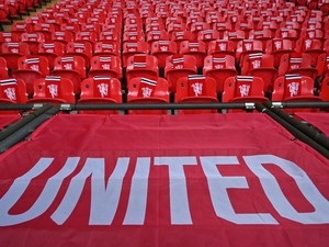 Poundsterling Melemah, Utang MU Bertambah