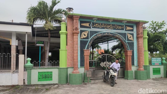 Masjid Syech Maulana Ibrahim Gresik