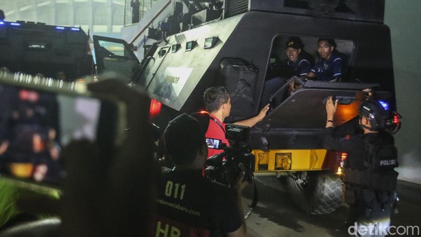 Momen Persib Bandung Tiba di Stadion Patriot Naik Rantis