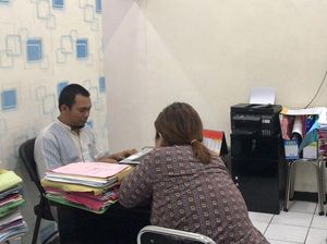 Bos Arisan Sultan di Sukabumi Serahkan Diri ke Polisi
