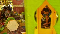 Perajin mengaku omzet penjualan pernak-pernik ramadan mengalami peningkatan sekitar 40 persen.