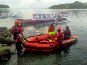 Nelayan di Polewali Mandar Dilaporkan Hilang Usai Kapalnya Dihantam Ombak