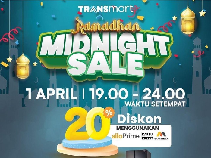 Ramadhan midnight sale di Transmart Buahbatu Bandung 1 April 2023.