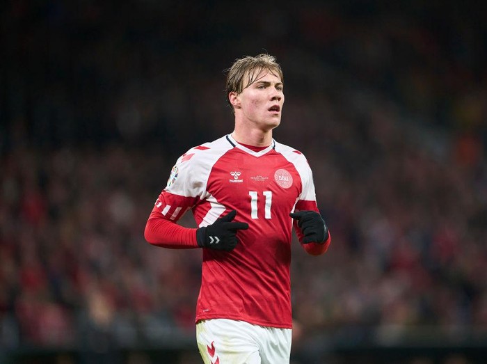 COPENHAGEN, DENMARK - MARCH 23: Rasmus Hojlund of Denmark looks on during the UEFA EURO 2024 qualifier match between Denmark and Finland at Parken on March 23, 2023 in Copenhagen, Denmark. (Photo by Lars Ronbog / FrontZoneSport via Getty Images)