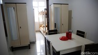 Rusun yang diresmikan oleh Risma ini diperuntukkan bagi warga tidak mampu.