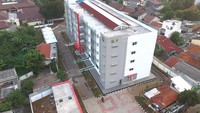 Rusun dibangun di atas lahan seluas 21.843 meter persegi dengan luas bangunan sebesar 8.367 meter. Rusun tersebut dibangun setinggi lima lantai dengan total 93 unit yang terdiri atas 91 unit standar dan 2 unit difabel. Foto: Dok. Kementerian PUPR