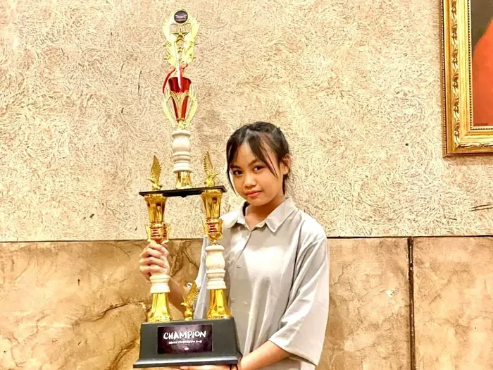 Sabrina, mahasiswa termuda Unair (Istimewa via unair.ac.id)