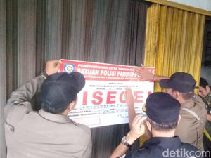 Toko Kosmetik di Tangsel Disegel Satpol PP gegara Jual Tramadol